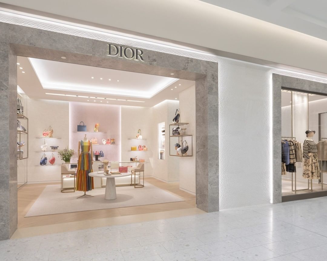 Holt Renfrew Ogilvy